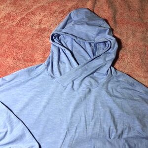 REI CoOp women’s sport hooded long sleeve top Medium. Dri fit